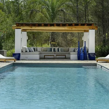 בית נופש With Private Pool, 6 Bedrooms And 6 Bathrooms *