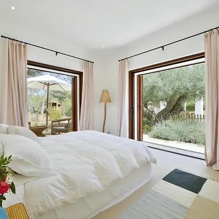 בית נופש With Private Pool, 6 Bedrooms And 6 Bathrooms מארבלה